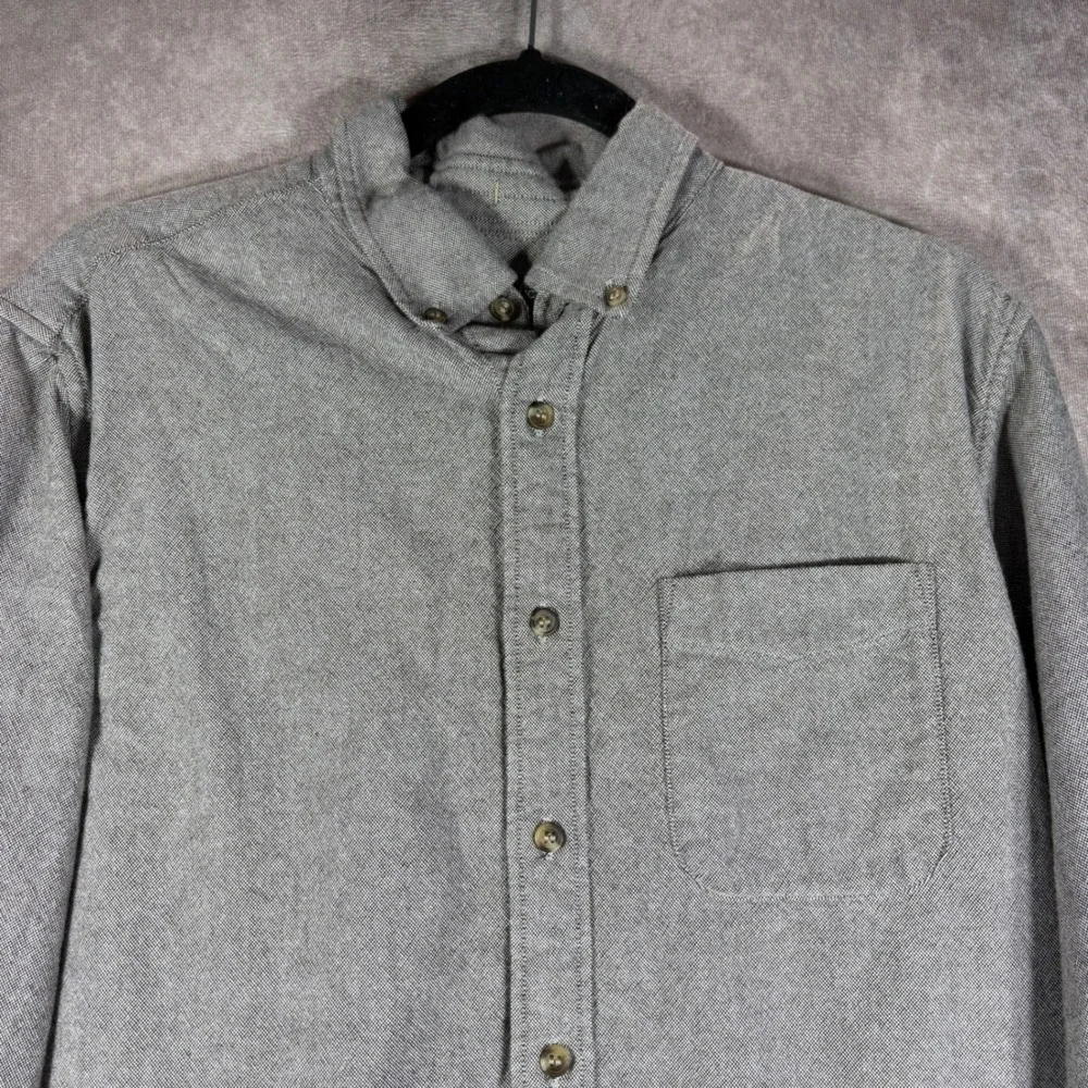 Banana Republic Button Down Shirt Mens M Gray Untucked Fit Flannel Casual Solid
